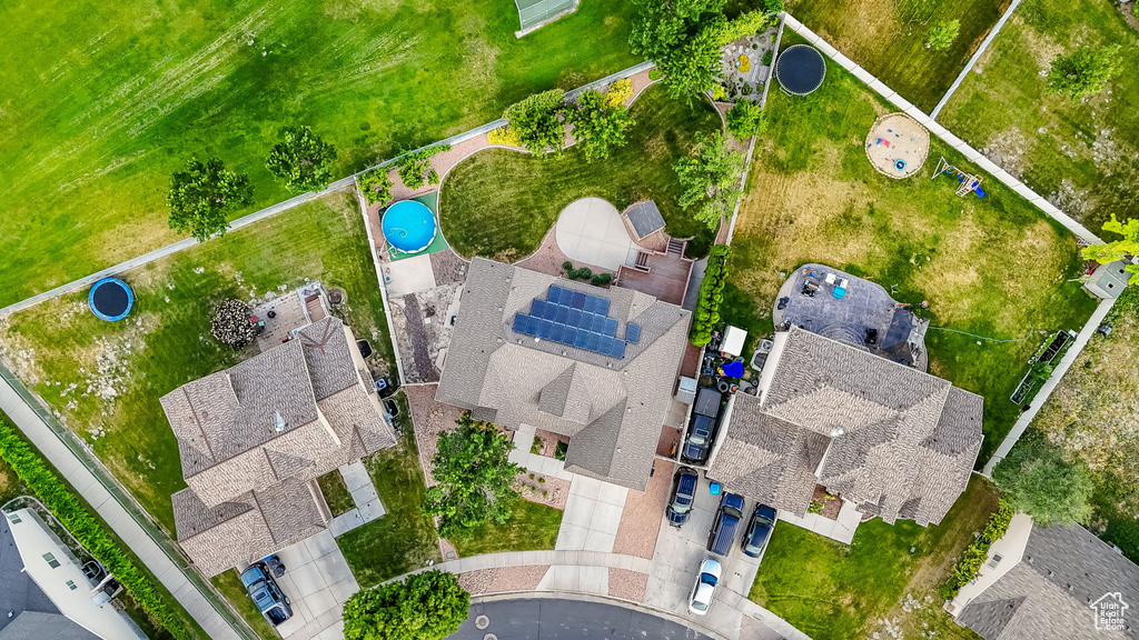 Bird\'s eye view of a pool area