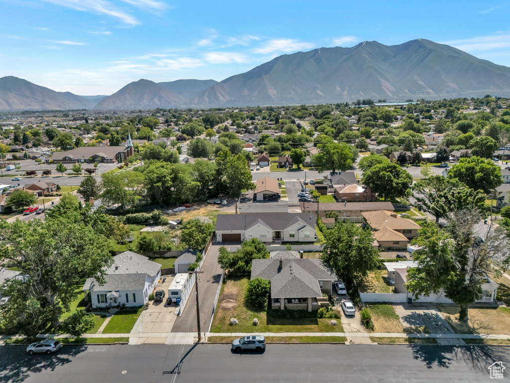 Aerial perspective of suburban area with mountains