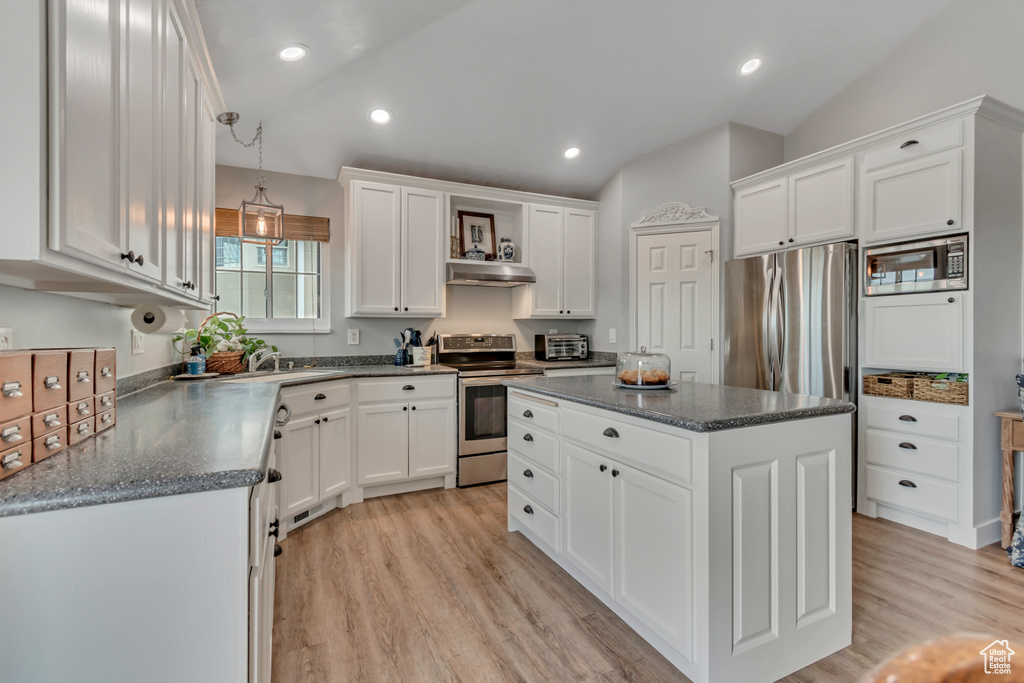 5718 W SILVER ROSE CIR Herriman, UT 84096