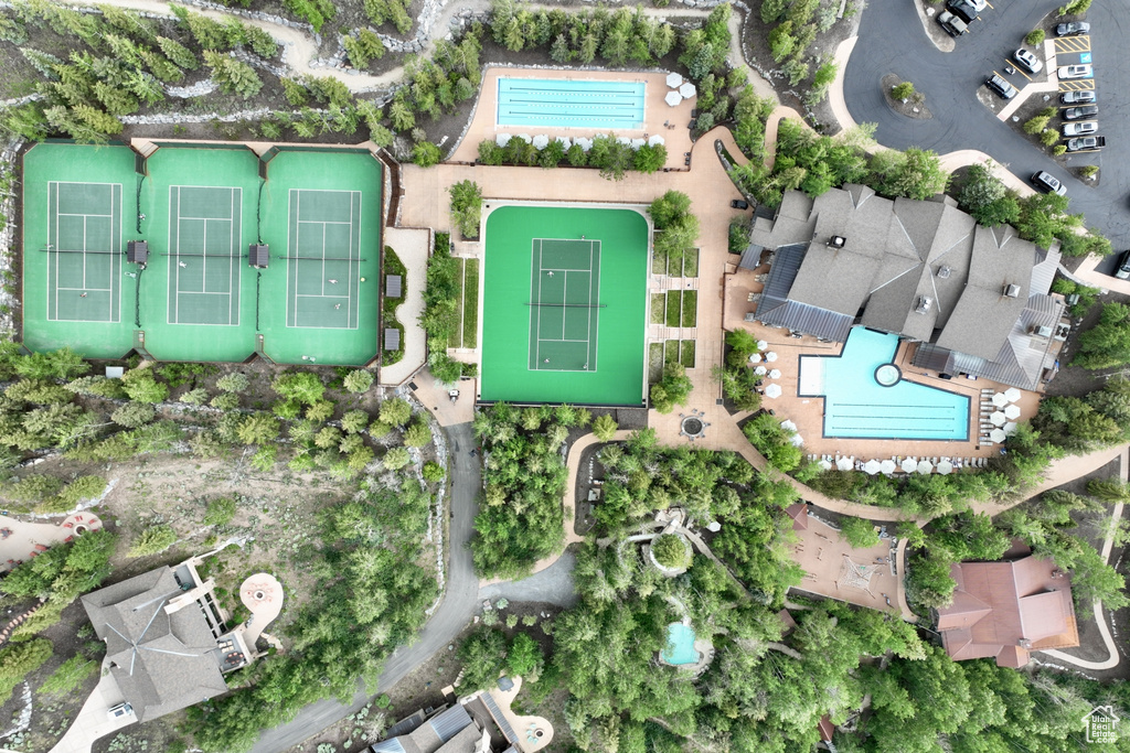 Aerial overview of property\\\\\\\'s location