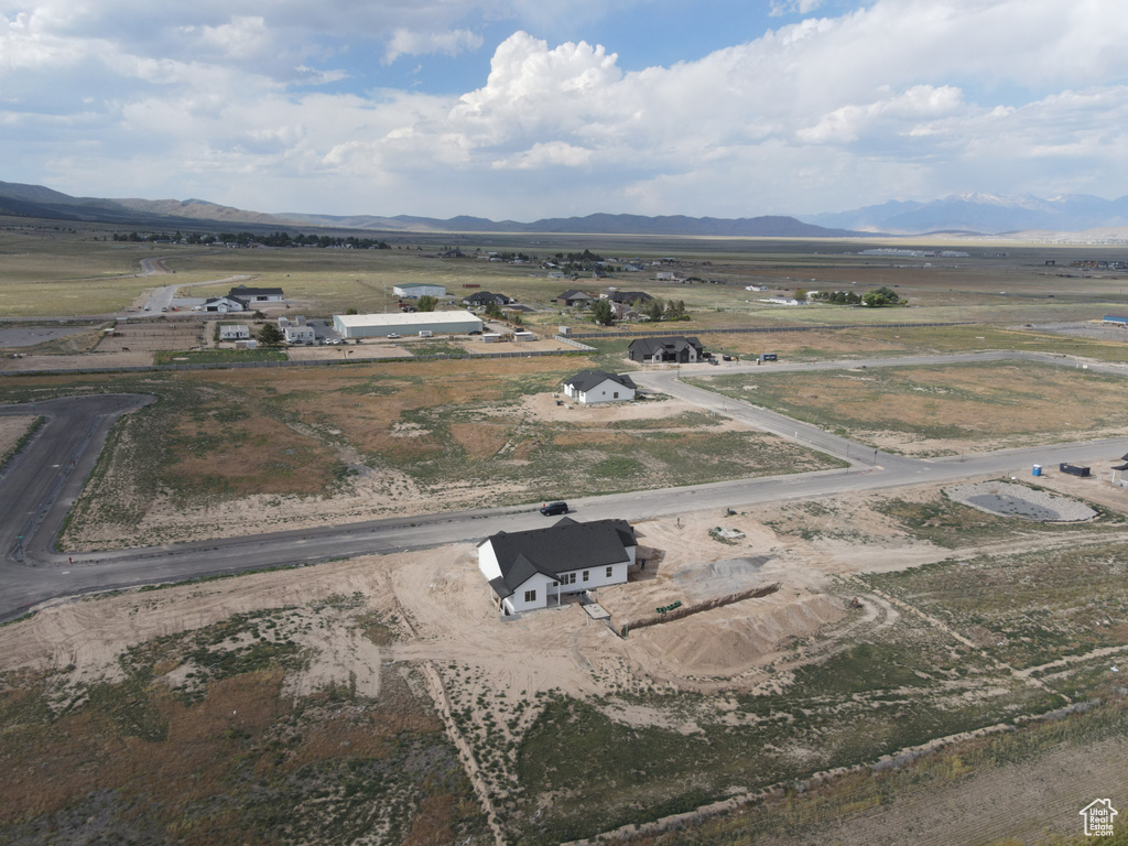 Overview of rural landscape with mountains
