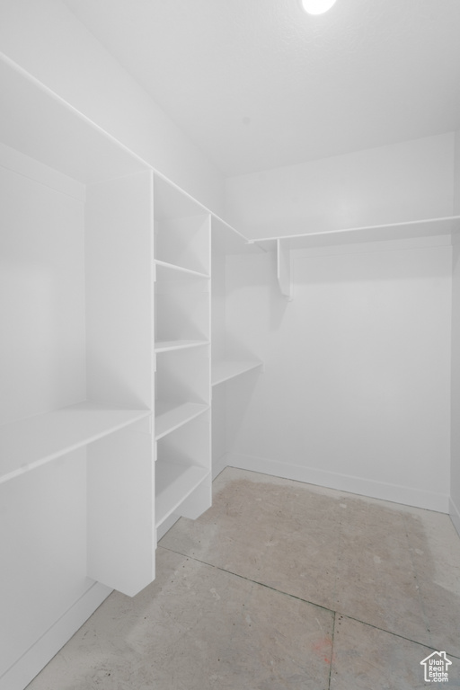 View of walk in closet