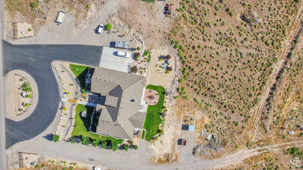 Aerial overview of property\\\'s location