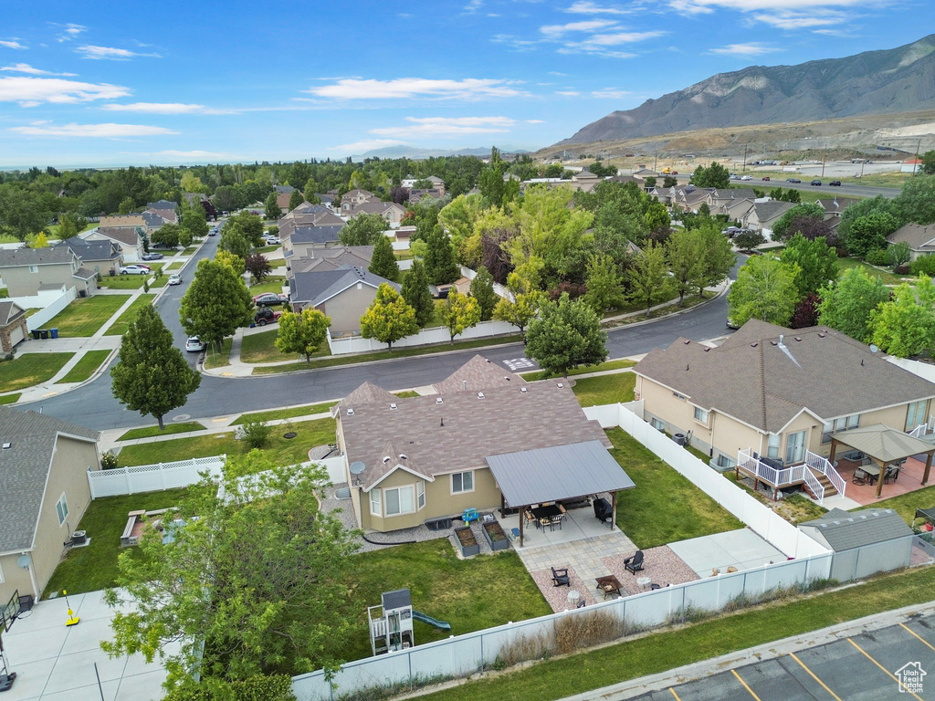 Aerial perspective of suburban area with mountains