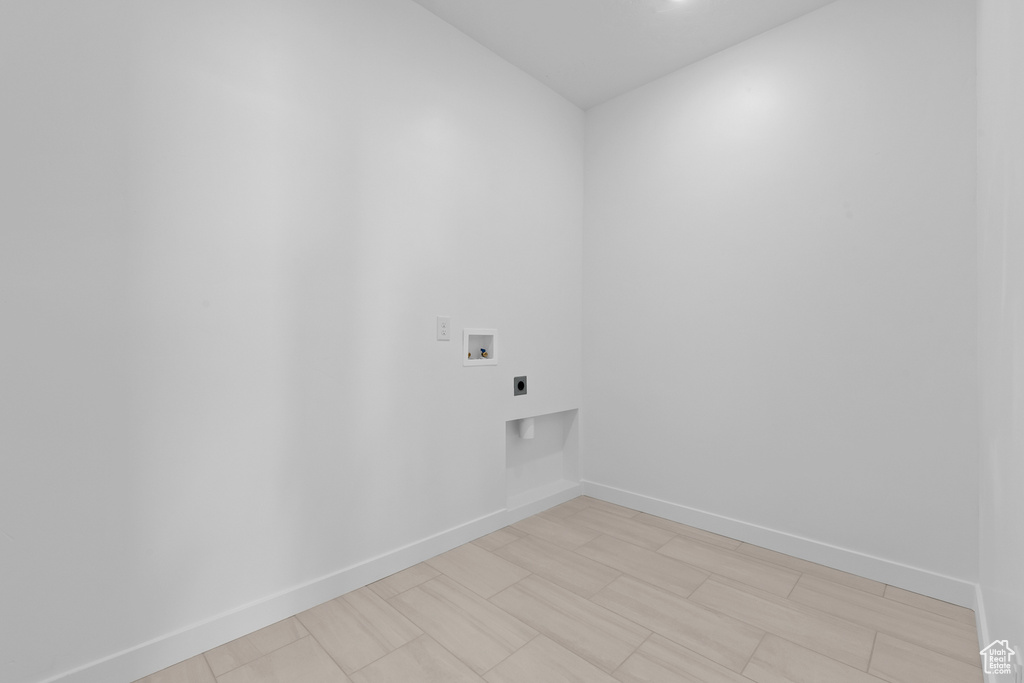 Laundry area with hookup for an electric dryer and washer hookup