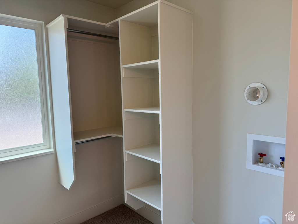 Laundry room with washer hookup