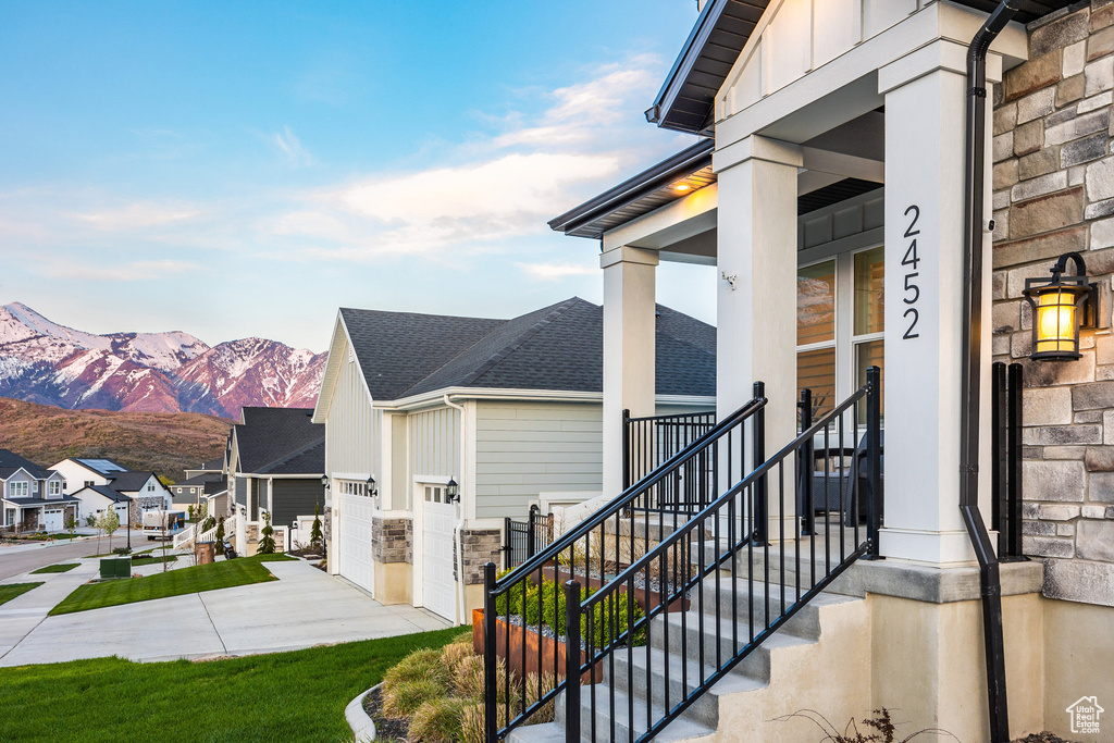 2452 E LONE HILL DR Draper (UT Cnty), UT 84020