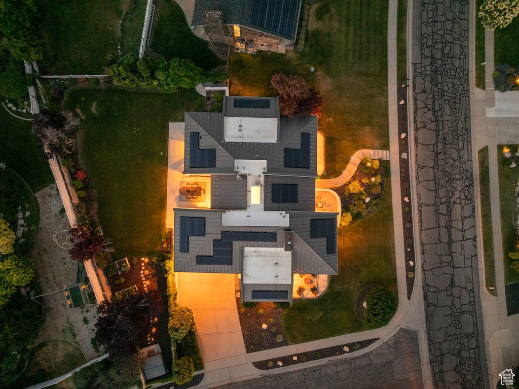 Aerial view of property and surrounding area