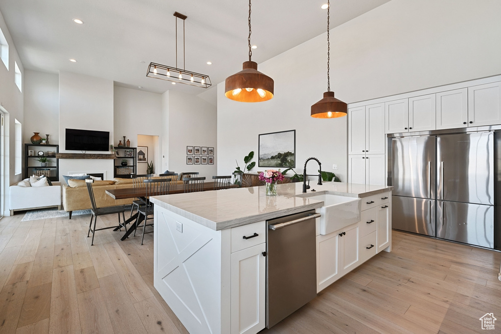 5469 N MEADOW LARK LN Lehi, UT 84043