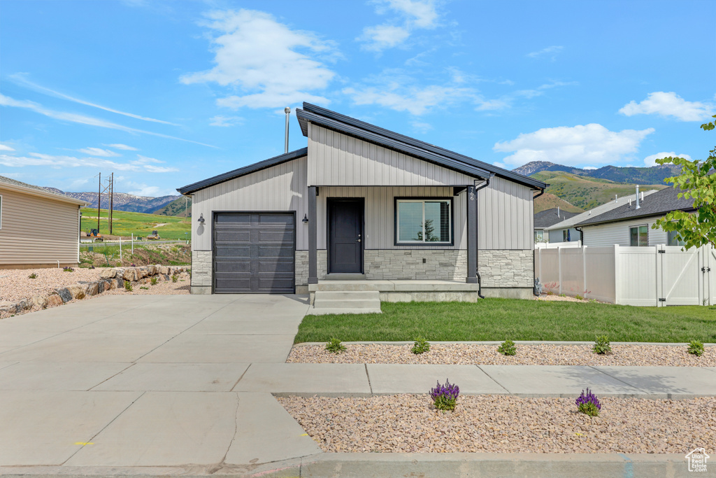 766 N 540 E Smithfield, UT 84335