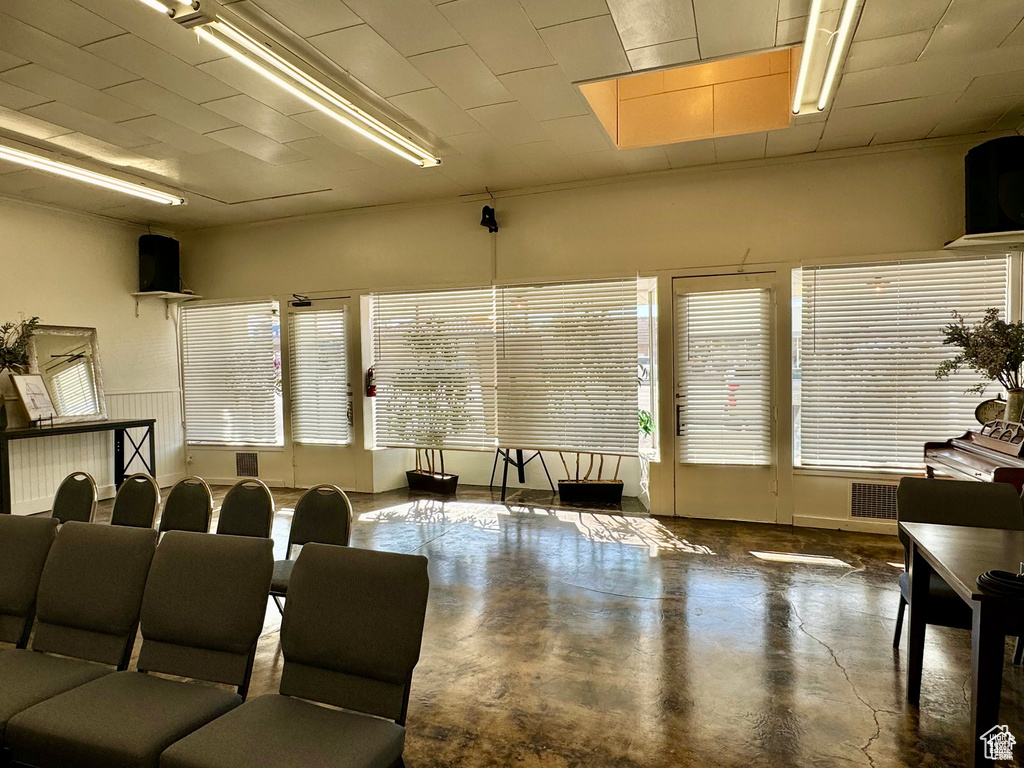 View of common area