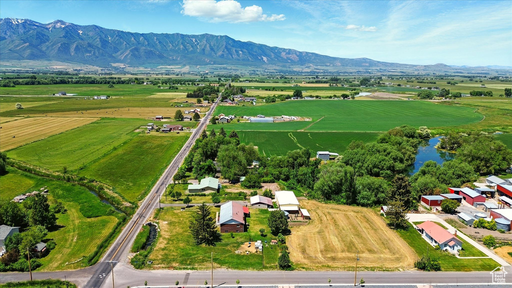 Overview of rural landscape with mountains