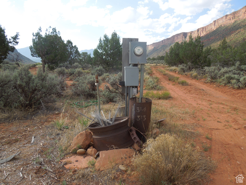 Exterior view of a mountainous background and electric meter