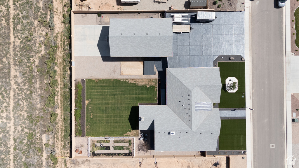Bird\'s eye view