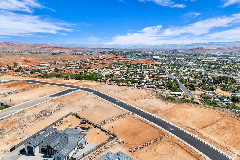 Bird\'s eye view of a mountain backdrop
