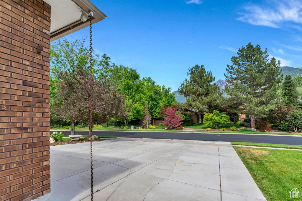View of patio / terrace featuring a mountain view