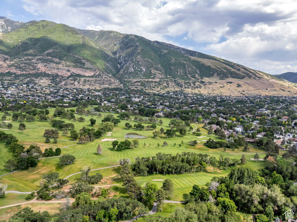 Mountain view featuring a golf club