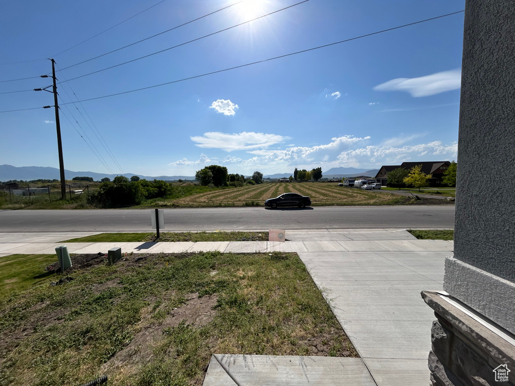 View of yard with a mountain view