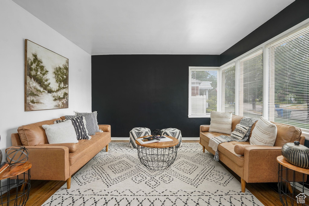 2041 E STRATFORD DR Salt Lake City, UT 84109