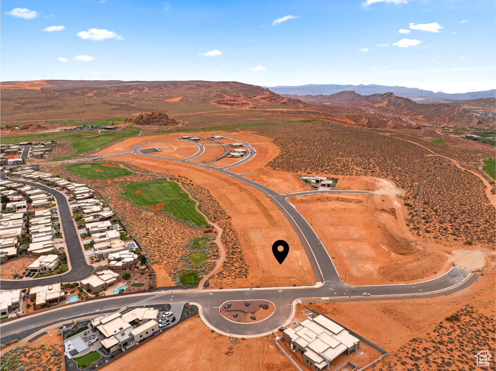Bird\\\'s eye view of a mountainous background