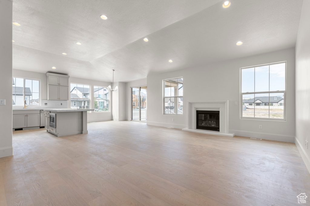 11718 S HALLS CREEK RD Draper, UT 84020