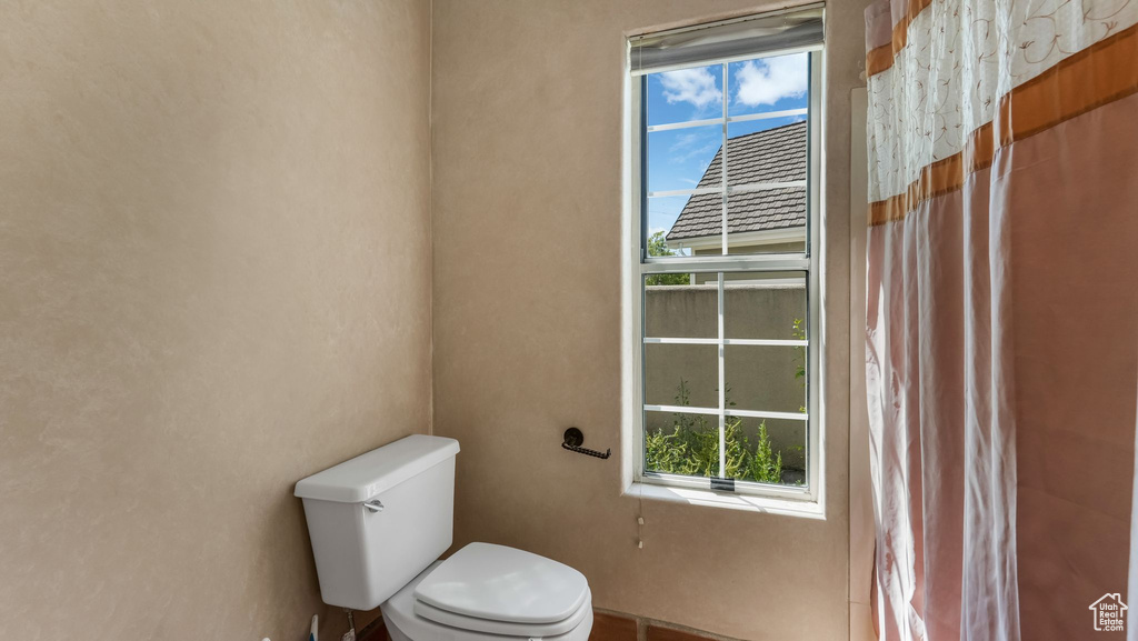 Bathroom featuring toilet