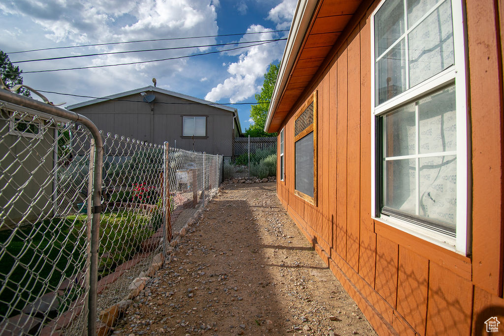 View of home's exterior