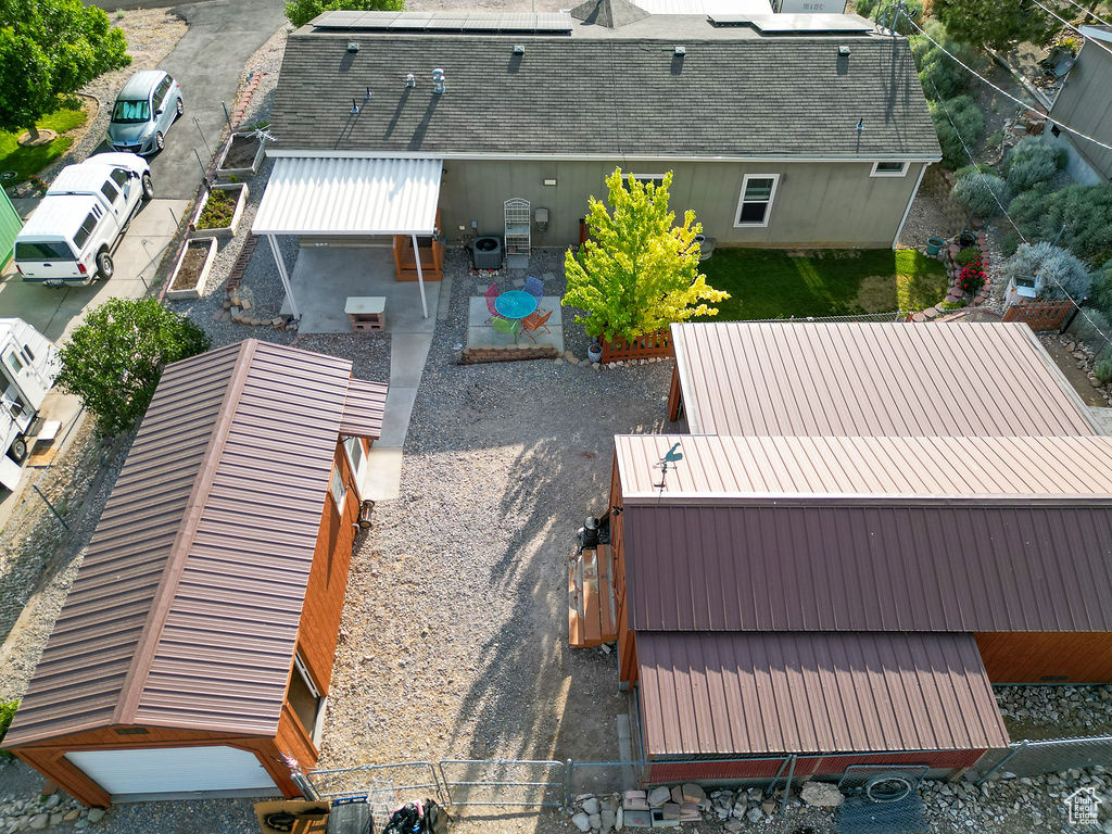 Aerial view of property and surrounding area