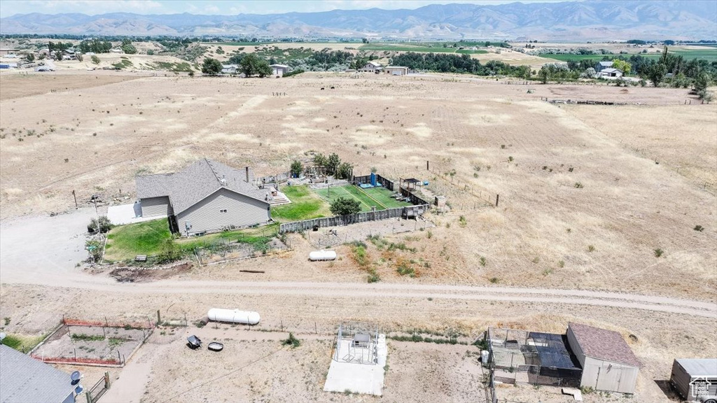 2673 S 2400 W Weston, ID 83286