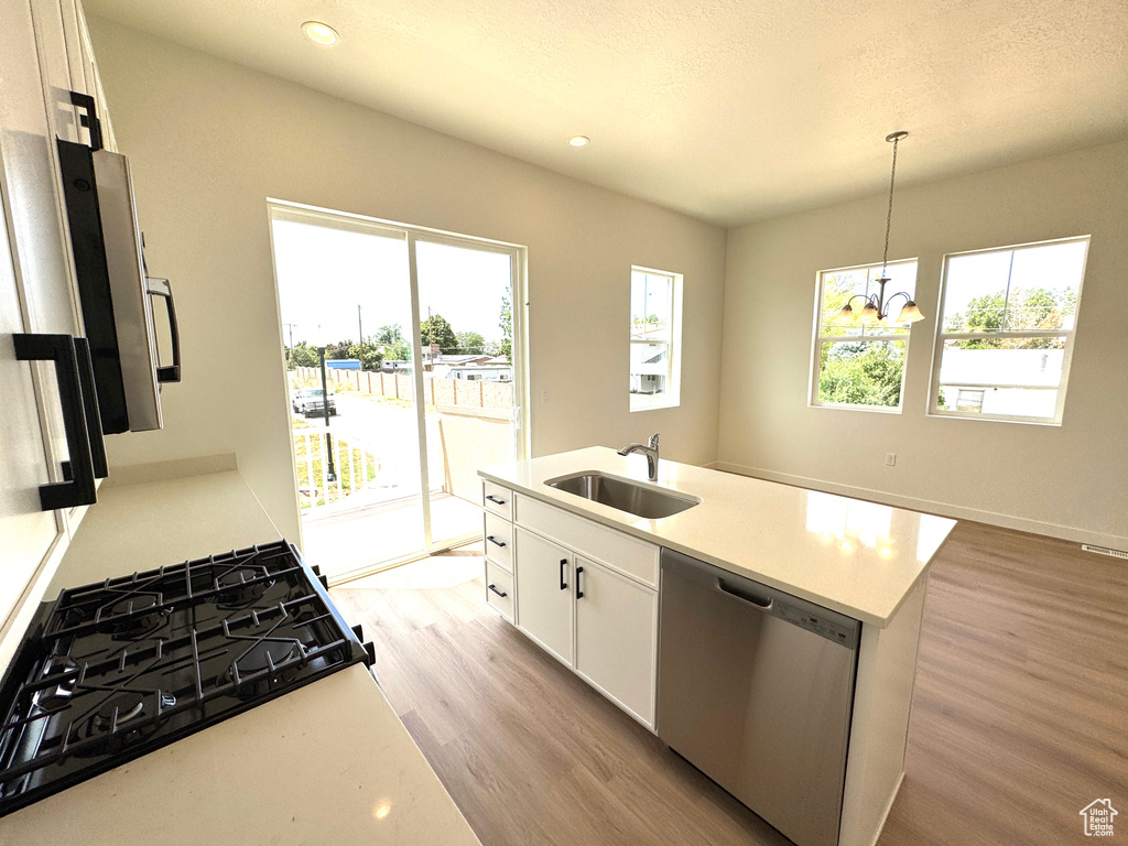 1668 N 1600 W #128 Layton, UT 84041