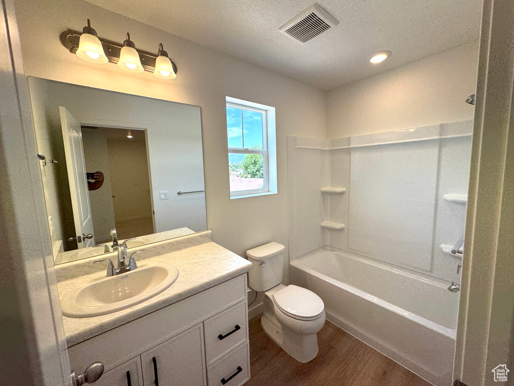 1668 N 1600 W #128 Layton, UT 84041