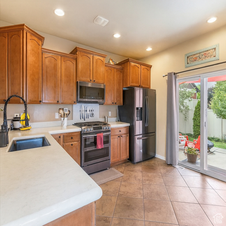 11768 S COPPER SKY DR South Jordan, UT 84009