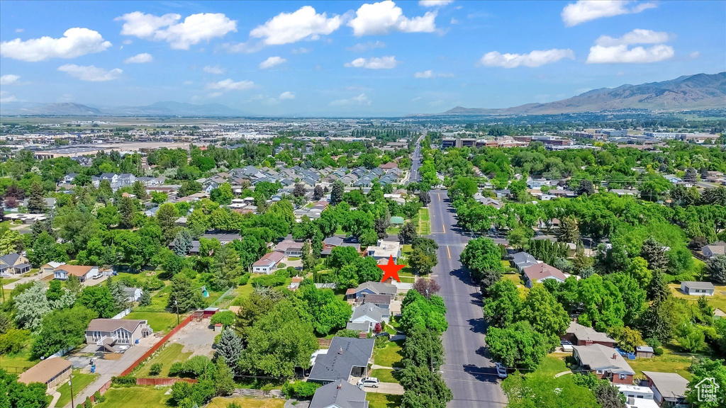Aerial overview of property\'s location featuring mountains