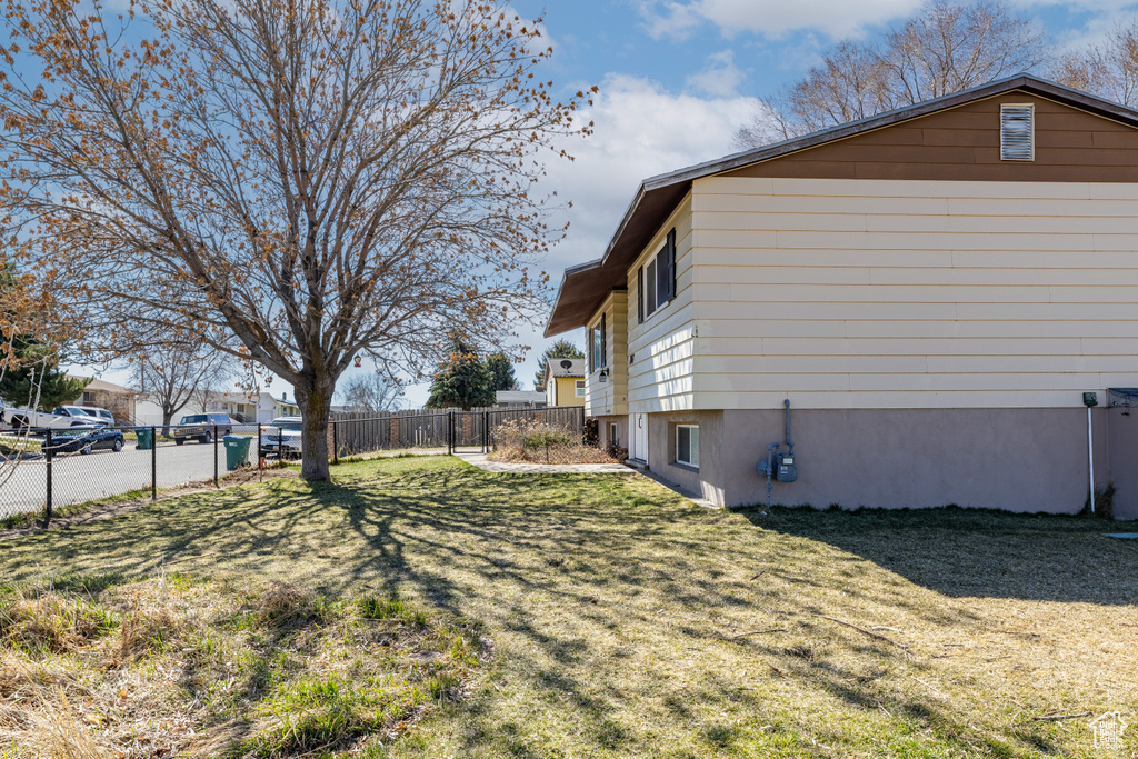 View of side of home
