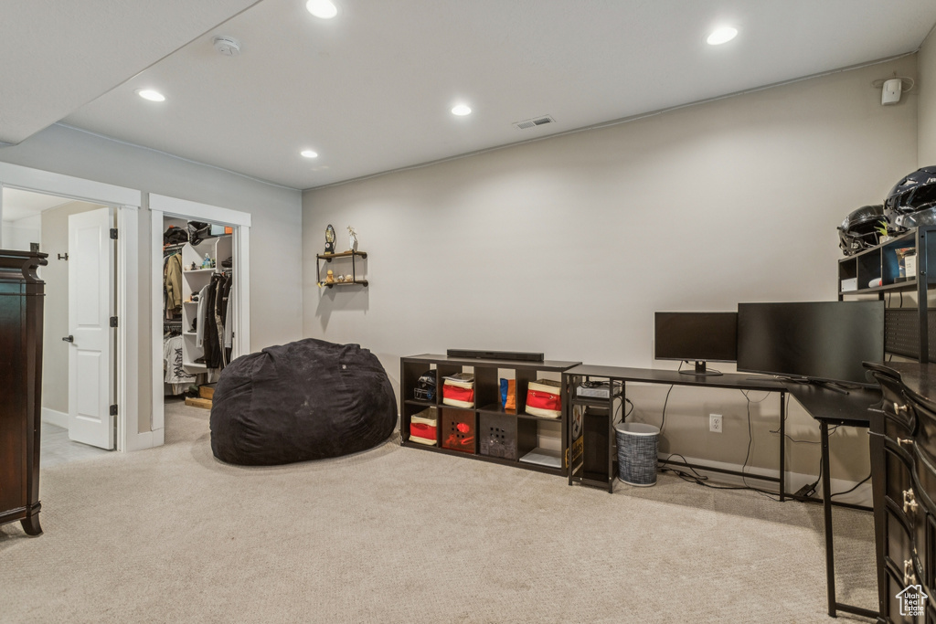 Misc room featuring carpet, recessed lighting, and an office area
