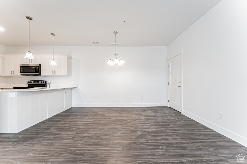 Photo 4 for MLS #2092186 at 6528 W Skyline Loop Ln #A303