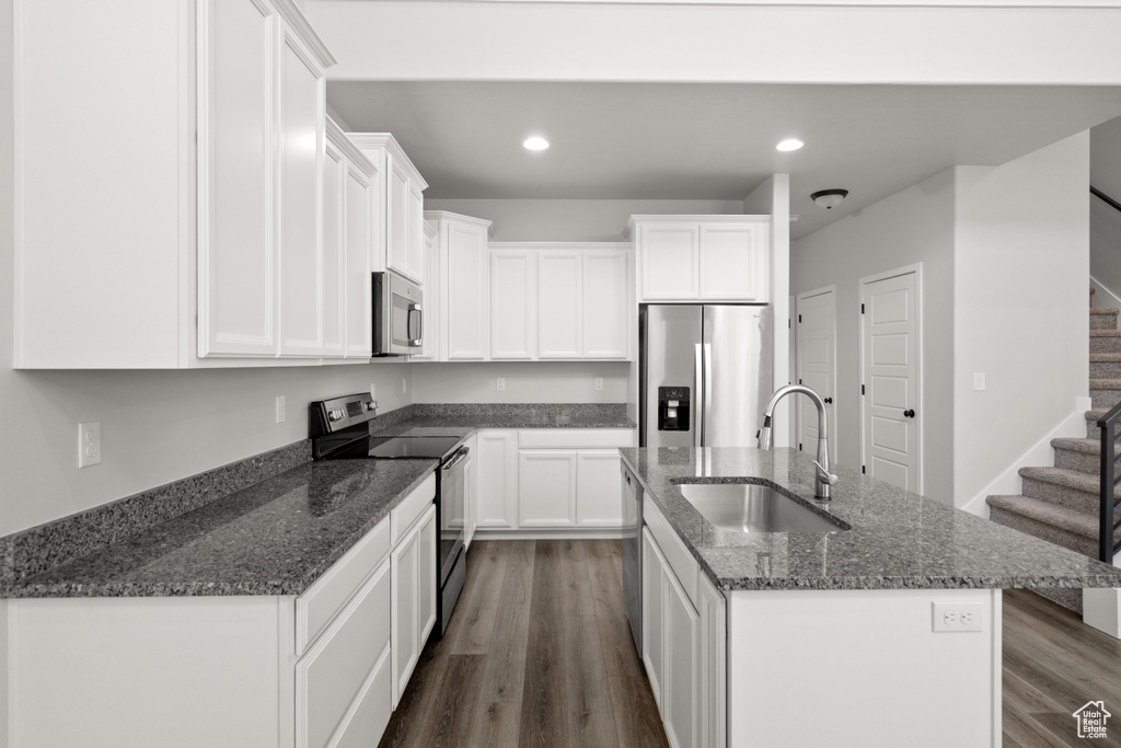 15040 S WILD HORSE WAY Bluffdale, UT 84065
