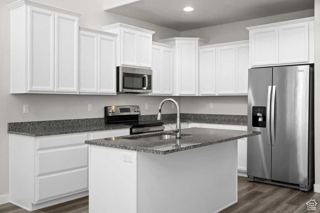 15040 S WILD HORSE WAY Bluffdale, UT 84065