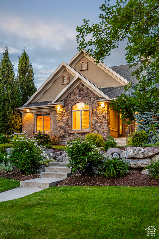 10677 S AMBERLEY LN Sandy, UT 84094