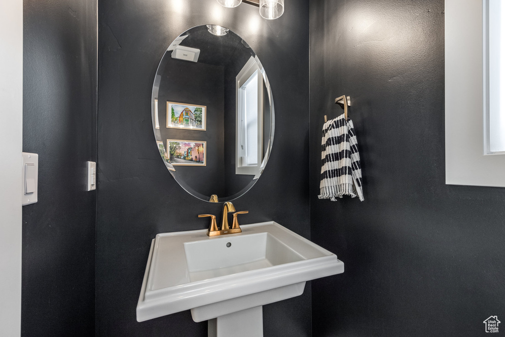Bathroom featuring a sink