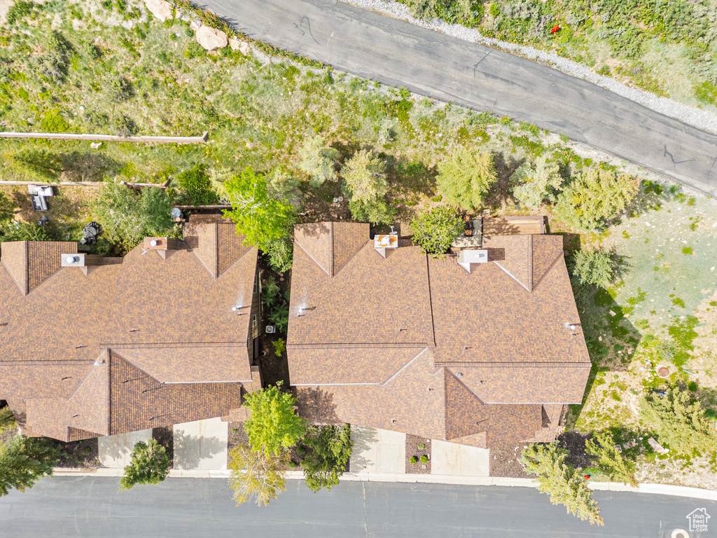Aerial view of property and surrounding area