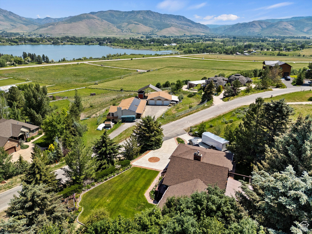 Overview of rural landscape with a water and mountain view