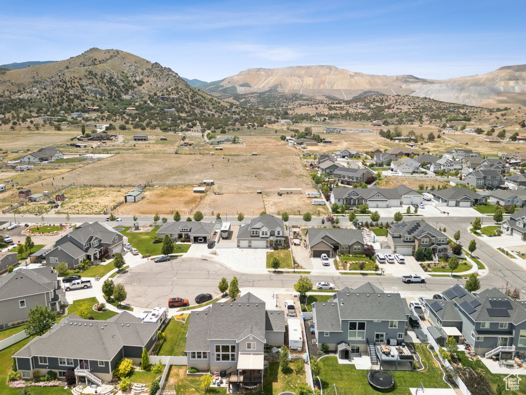 Aerial view of property\\\'s location with nearby suburban area