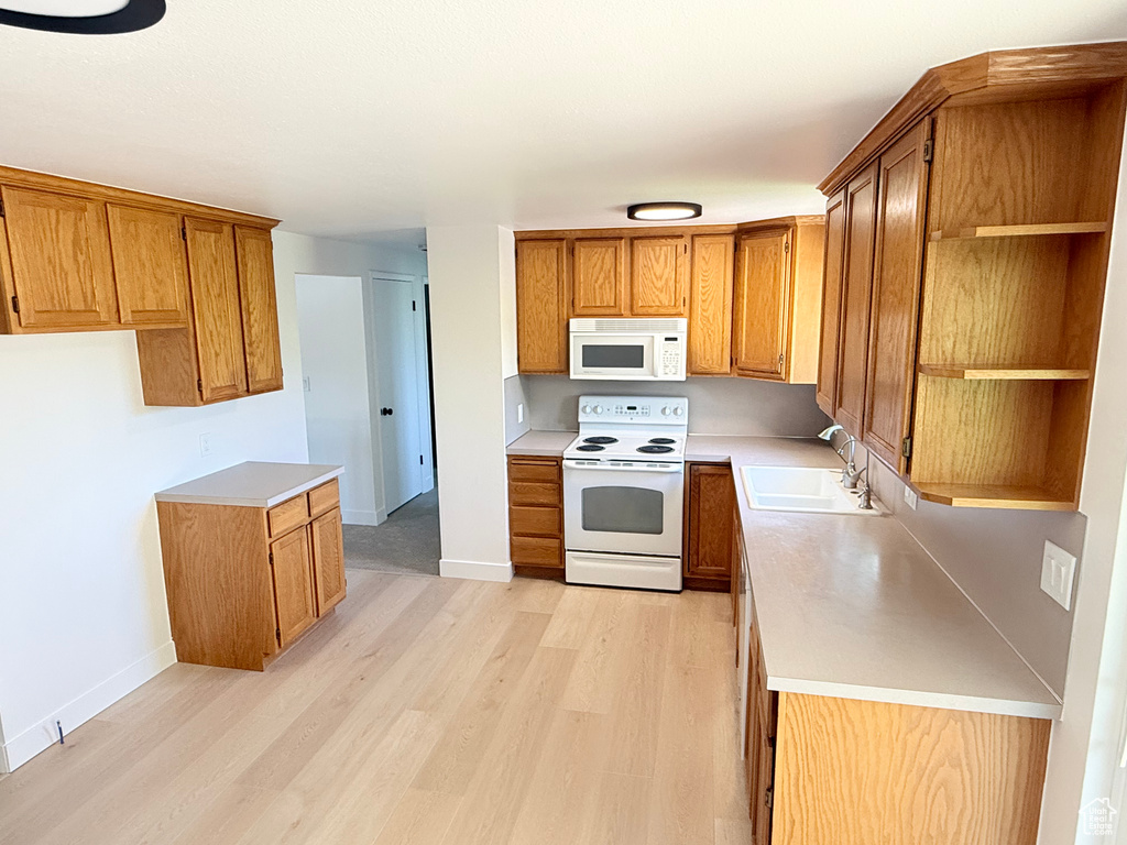 3841 W BLUEBIRD CIR West Valley City, UT 84120