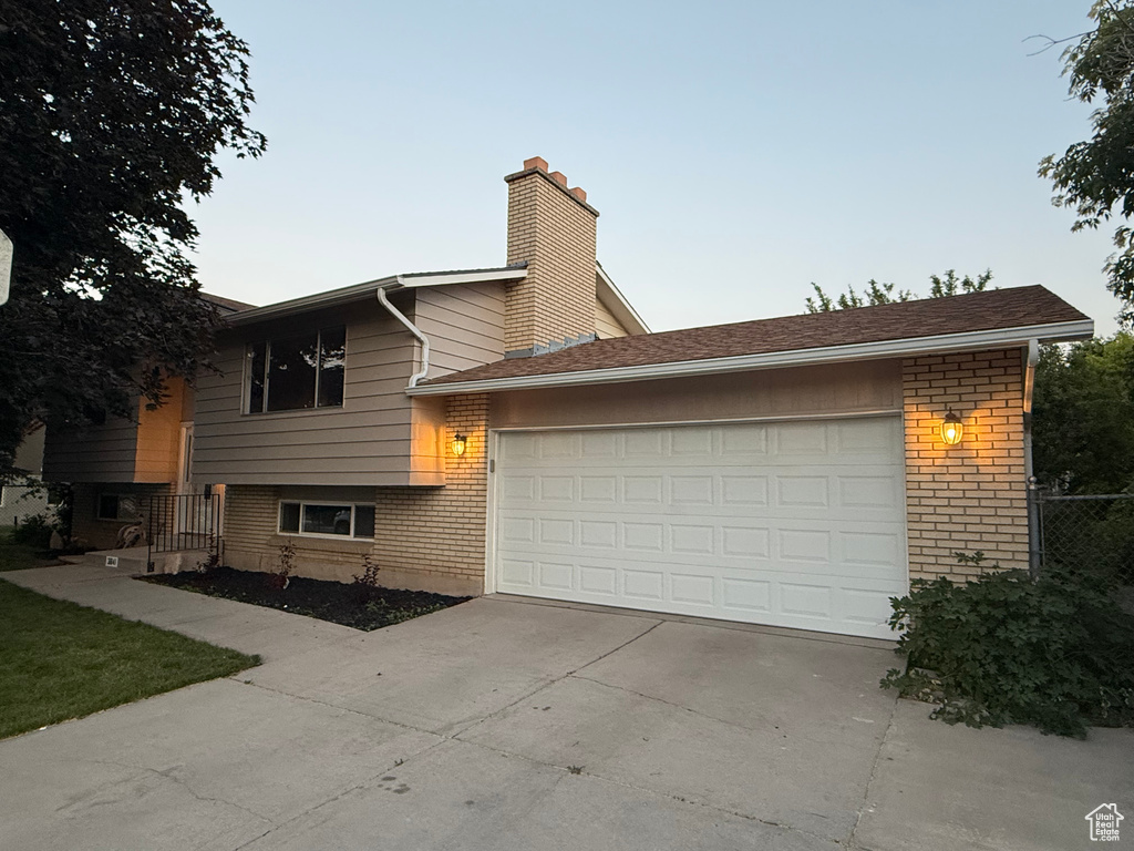 3841 W BLUEBIRD CIR West Valley City, UT 84120