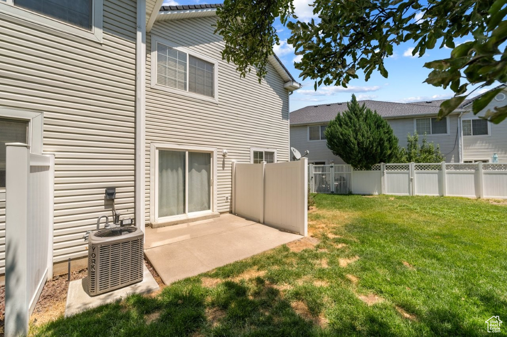 View of yard with a patio