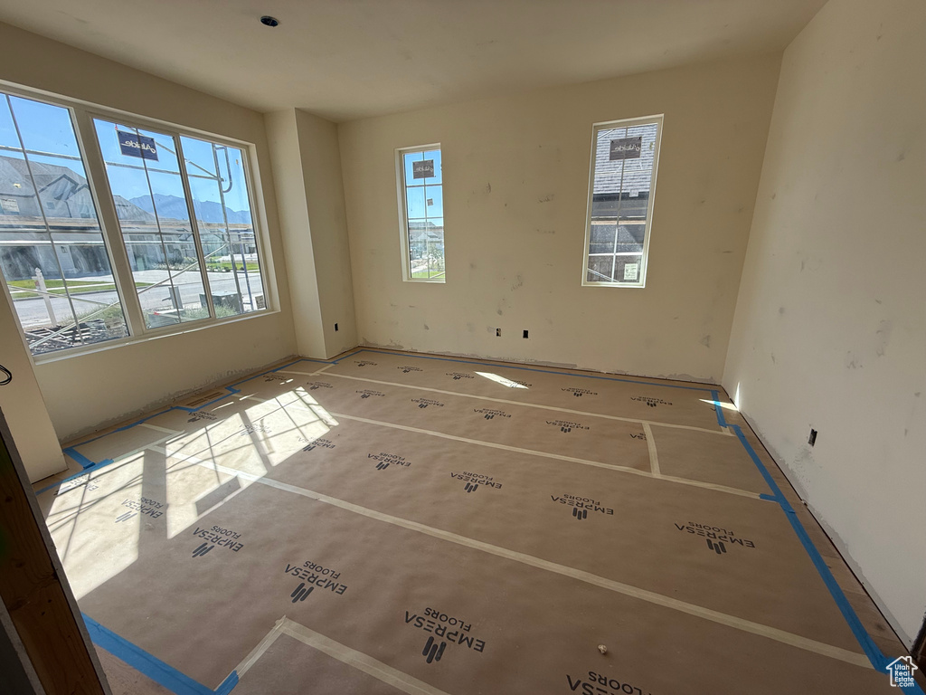 Photo 8 for MLS #2092318 at 1053 N 930 East #73