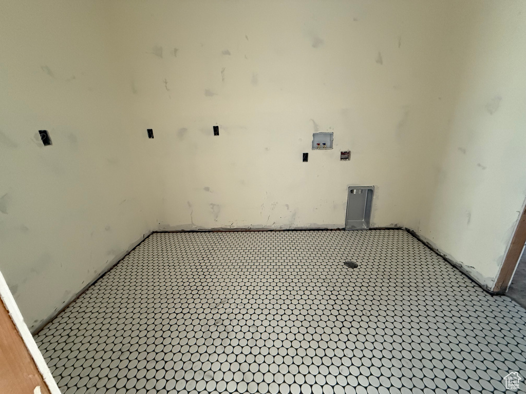 Photo 9 for MLS #2092318 at 1053 N 930 East #73