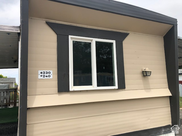 View of home\'s exterior