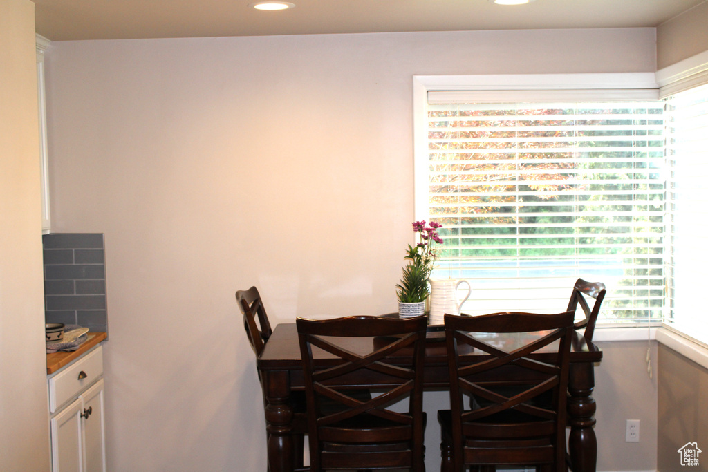 Dining area with recessed lighting